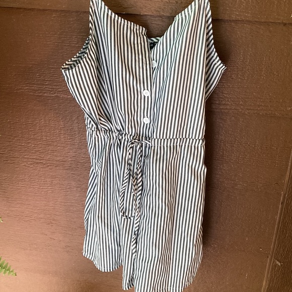 Women’s romper - Picture 2 of 3